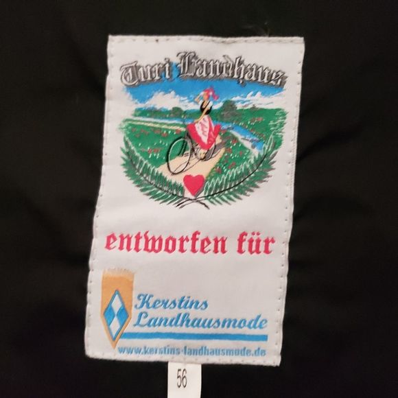 Kirstens Landhausmode Authentic Traditional Black German Dirndl - Picture 11 of 14